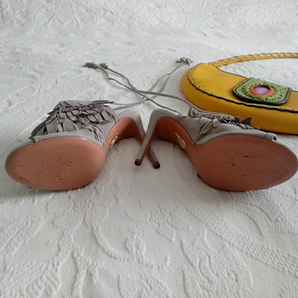 Aquazurra 'So Pocahontas 105'  gray suede heels - Picture 5 of 8